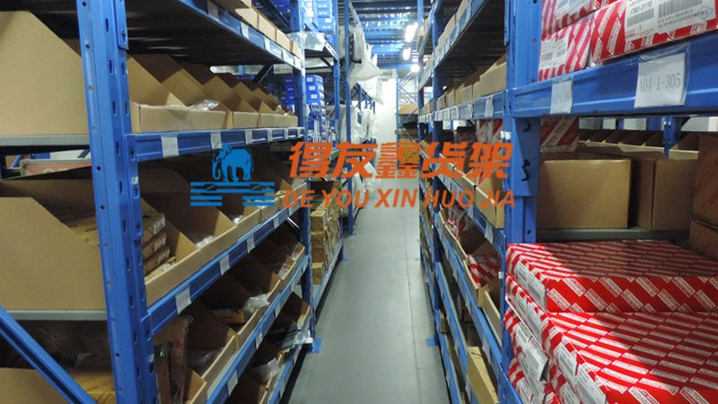 减震弹簧更换，这些步骤不能少**